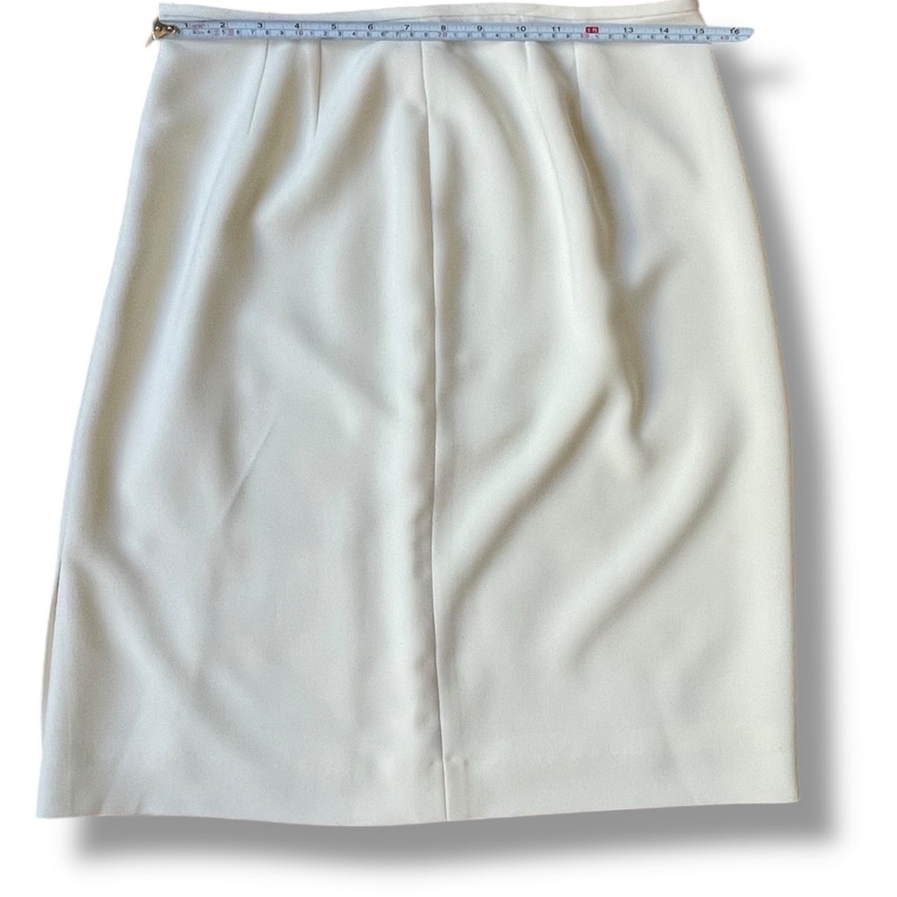 Le Suit Ivory Skirt size 10P - Picture 3 of 7